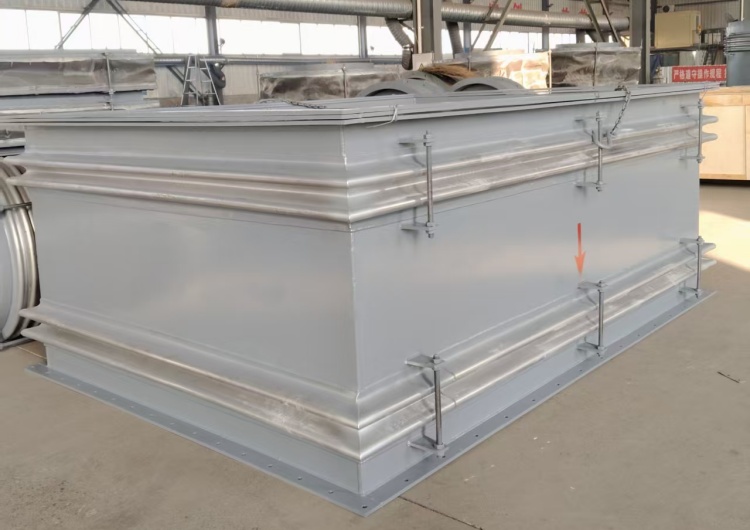 法蘭連接伸縮節(jié)-法蘭膨脹節(jié)-金屬補(bǔ)償器